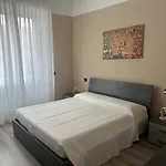 Lucia, Di Como, Apartmán