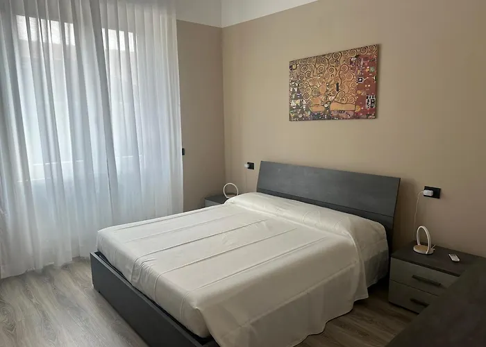 Lucia, Di Como, Apartament